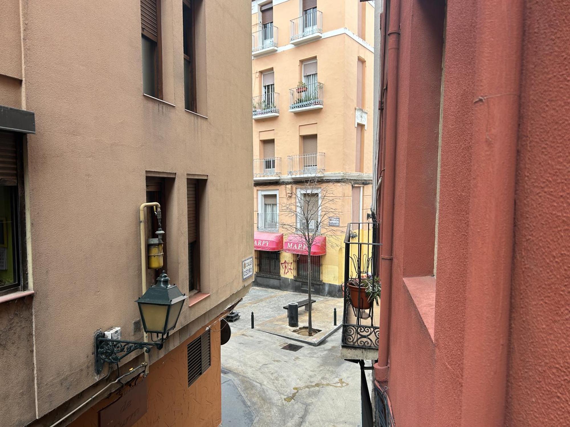Casa Cedrohistoria Y Confort Con Parking Gratuito Zaragoza Exterior photo